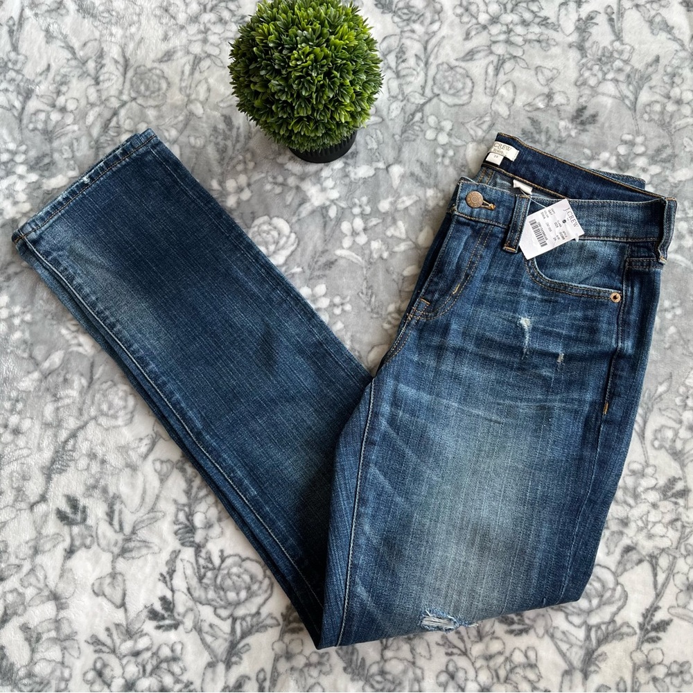 J. Crew Straight Leg Girlfriend Jeans | Rustic Chic Denim | Effortless Everyday - Picture 6 of 9